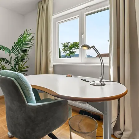 Apartman Magnolie - *